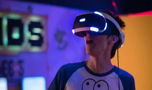 tech-technology-vr-vr-headset-headset-boy-1629858-pxhere.com
